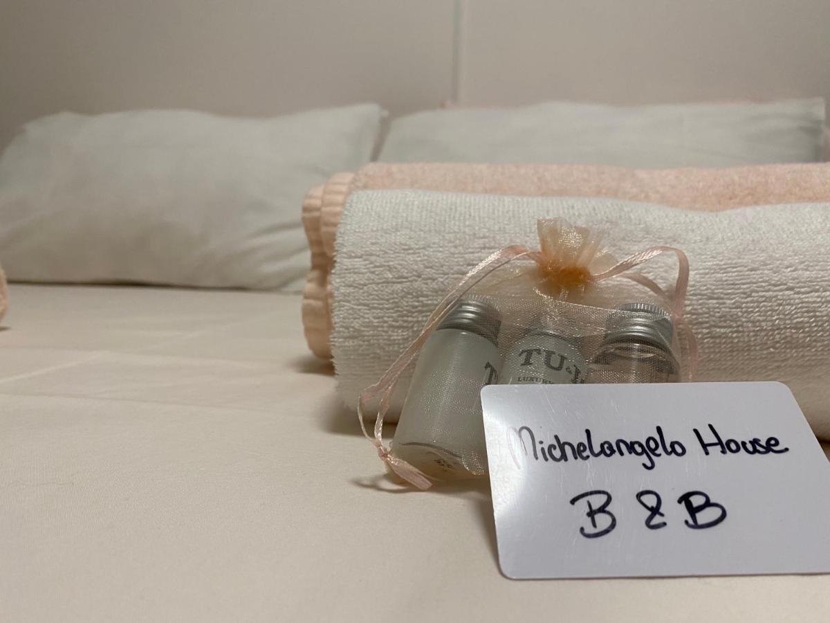 Michelangelo House Bed & Breakfast Trento Bagian luar foto